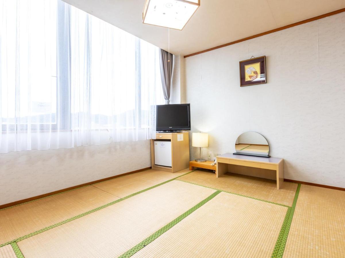 Oyo Sun Hotel Kurayoshi Buitenkant foto